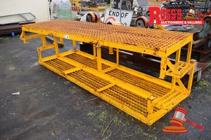 22 · Heavy Duty Steel Framed Work Platforms Each with Single Access Step *Size: 2.9 Metres Long x 970mm Wide x 550mm High