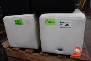 2 X Upholstered Bench, White, L1200 X W440 X H440, General Wear And Tear