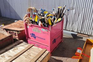 1 X Crate Of Pipe Assemblies And Fittings, Caterpillar Toughguard Hose, Wrapped Components, Various Sizes (Some Marks), Pallet (B9975659) Please Note: Crate Not Included