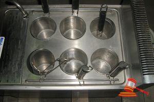 33 · ''FED'' 6 POT NOODLE COOKER, 3 PHASE, 15LITRE