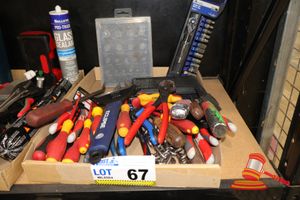 Tray Of Assorted Tools Including Mechpro Metric Socket Set, Hex Head Multi Spline Screw & Bolt Extractor Set, Metric Socket Wrench Set, Adjustable Wrench, Pliers, Screwdrivers & Cutting Nippers