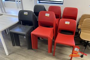 204 · 12 X NARDI BORA BISTROT SOLID PLASTIC CAFE CHAIRS. RED. PERFORATED SEAT AND BACKREST