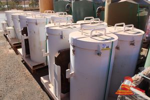 44 · 4 PALLETS SEPARATOR FILTER TANKS, VARIOUS SIZES, WITH LOCKABLE LIDS AND TINE POCKETS