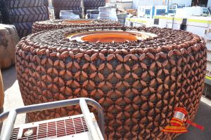2 · 2 x BRIDGESTONE 60/80 R57 OTR TYRES, USED, FITTED WITH HEAVY DUTY TYRE PROTECTION CHAINS, RIM SIZE 57 x 47.00 PLEASE NOTE: FRANNA REQUIRED FOR COLLECTION - APPOINTMENT REQUIRED