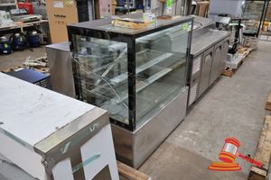 Refrigerated Cake Display Fridge 1200 3 Shelf (Cracked Side Glass