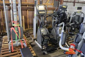 1 X Matrix Stepper, Model: S-3x/5x/7x, Sn:Cs11d171201174, Max User Weight: 182kg/400lbs, Untested, Approx; 1 M L X 75cm W X 1.8m H, On A Pallet