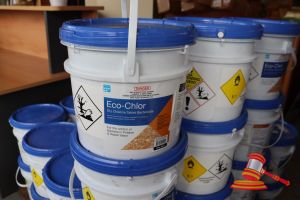 369 · 2x TUBS OF ECO-CHLOR DRY CHLORINE TABLET BACTERICIDE (GRANULAR), 10kg PER TUB