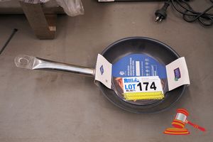 174 · STAINLESS STEEL INDUCTION NON STICK FRY PAN 22CM