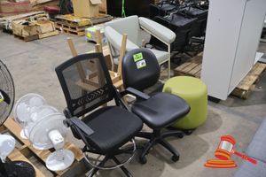 41 · 1 X CHAIR WITH PADDED SEAT, BACKREST AND ARMRESTS, PALE GREEN/WHITE UPHOLSTERY, WHITE METAL FRAME WITH FOOTREST 1 X MESH BACK OFFICE CHAIR, BLACK, HEIGHT ADJUSTABLE WITH FOOTREST RING 1 X BLACK UPHOLSTERED OFFICE CHAIR 2 X WOODEN SIDE TABLES 1 X ROUND OTTOMAN/STOOL, LIME GREEN UPHOLSTERY