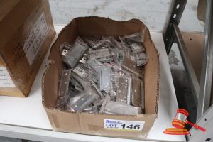146 · BOX OF ASSORTED HINGES