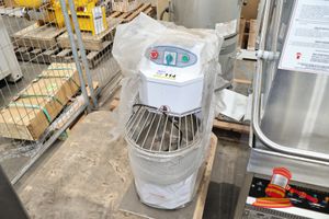 Spiral Mixer Manual Included, Model: Hssd20a, Untested, 1.1kw, 240v, Dough Mixing 8kg- With Dough Hook