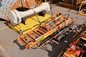 1 X Caterpillar Stairs Assembly, Model: Ld05-10, S/N: 0025, Dom: 07/19, Patent/Rend No: +00906900z, Suit Cat 793f Haul Truck, Approx 3m Length, Hydraulic Operation (Some Marks)