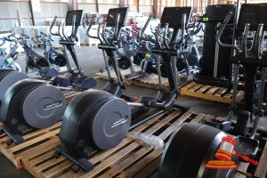 1 X Pulse Fitness Elliptical Cross Trainer, Model: 280g-F, Sn:280g-F07045, Untested, Some Marks, 570mm W X 2m L X 1.6m H, On A Pallet