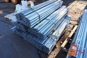 22 · GALVANISED STEEL POSTS, 100 x 1.8M