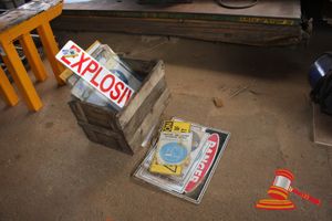 ASSORTED SIGNS