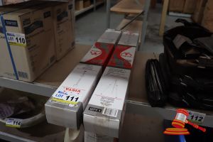 2x Easels, Height Range 950-1750mm