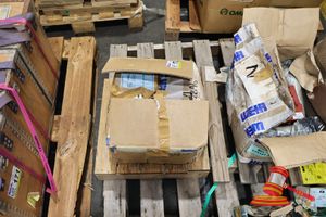 Approx 12 X Drive Coupling, Wrapped, Poss Unused, On A Pallet, (B254181898) (81950395, Plant# 1069)
