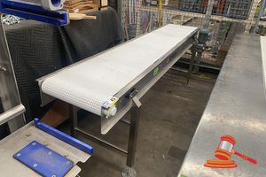 43 · 2024 CONTECH CONVEYOR, WHITE MODULAR BELT, DWG NO: C8482-00, SERIAL NO: 11E86, STAINLESS STEEL. MOTORISED. APPROX 2.26M X 550MM X H900MMM L. (UNTESTED)