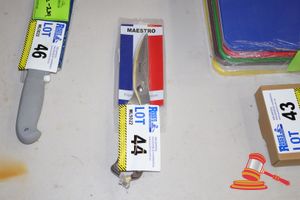 44 · MAESTRO 20CM POULTRY SHEARS