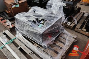 1 X Cat C7.1 Engine Cooler, Fan, Brackets And Tubing Assembly, (Poss Unused), Approx; 1.1m W X 650mm D X 470mm H, On A Pallet