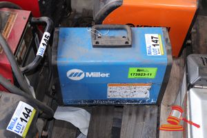MILLER PORTABLE DUAL-PROCESS DC TIG WELDER, MODEL# MAXSTAR 200DX, 200AMPS, 17-26V (UNTESTED)
