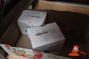 184 · 2x CLOUD STORAGE CAMERAS, UNTESTED