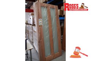 28 · TIMBER DOOR WITH 2x FROSTED GLASS PANELS, CODE: ED 47, 2040 x 870 x 38mm