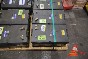 2x MAINTENANCE FREE BATTERIES, 8D-1000 ( 190H52-MF ) 1000 CCA, 425 VC, 160 AH ( 5 HR ), 196 AH ( 20 HR ), UNTESTED ( S44#RITM0767058,DR#1441 )