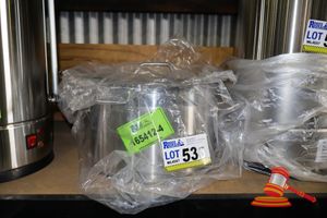 536 · S/S STOCKPOT W/COVER 30LT
