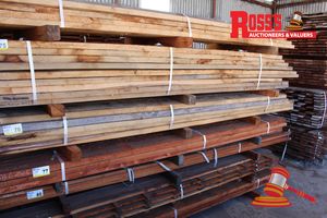 Tbg209 - Tasmanian Blue Gum Standard And Better Grade 250-320x40mm Rough Sawn Boards -@ 1.6-3.5m, Approx 50lm