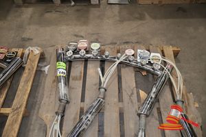 149 · 1 X CHROME BAR BEER TAP FOUNT, 8 TAP OUTLETS, INCLUDES: GUINNESS, KILKENNY, MAGNERS, HAHN, VARIOUS OTHER BEER BADGES, USED CONDITION