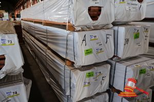 77 · PACK OF JARRAH SKIP DRESSED, FEATURE, 100mm x 25mm, PACK SIZE L5.7MT x W500mm x H450mm =900kg, 408LM (PACK# 320027117)