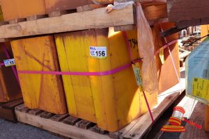156 · MULTOTEC BEAM LINERS, 400X400X540, INCLUDES:APPROX 8 X LINER SQUARE BOTTOM DECK, YELLOW, DIMENSIONS: 1.2M X 1.2M X 700MM ON PALLET, WEIGHT: 300KG PER BUNDLE, MULTOTEC PART NO: 292656 (USED, SOME MARKS), (B9218372)