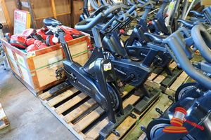 33 · SYNERGY SPIN BIKE, BLACK/GREY, (SOME MARKS / UNTESTED)