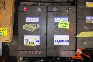 2 X KOMATSU BATTERY, 12V, 58D0601190, RC 440, CCA(A): 1425, REF.CA @0 � C; 1755, (UNTESTED), APPROX; 480MM D X 260MM W X 230MM H