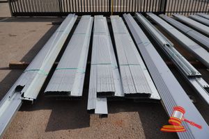 42 · APPROX 21 PCS GALV STEEL Z PURLINS 150 X 1.5MM (6 @ 6.3M, 15 @ 5.9MTRS)