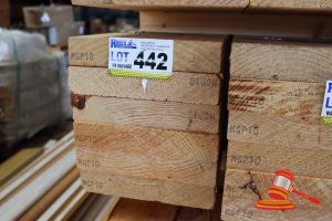 6x LENGTHS OF STRUCTURAL MGP 10, UNTREATED PINE TIMBER, APPROX 240 x 45mm x 2.4m