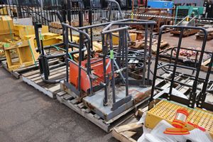 2 X Hitachi - Ex2600-6 Fender Platform And Handrail, Approx; 850mm W X 600mm D X 1.1m H, Some Marks/Rust, On A Pallet
