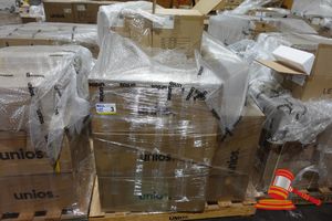 3 · UNIOS SHIFT IN DOWNLIGHT, APPROX 10+ X BOXES, INCLUDES: UNIOS SHFI0091.TW40.M (DIAMETER: 91MM, CRI: 92+, CCT: 4000K, BEAM: 34 DEGREES, TEXTURED WHITE FINISH, IP20) (POSS UNUSED, BOXED) ON A PALLET