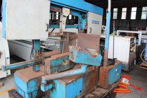 11 · PARKANSON HORIZONTAL BANDSAW MODEL# PK700DMS, SEMI AUTOMATIC HYDRAULIC DOUBLE MITRE WITH READ OUT. FULL STROKE HYDRAULIC VICE CLAMPING, DOUBLE METRE 45 DEG ONE DIRECTION, 60 DEG OTHER DIRECTION, FULL HEIGHT VICE JAWS WITH TOP HYDRAULIC CLAMPING - FOR CUTTING PACKS ETC, BLADE SIZE: 5660 x 41 x 1.3mm< 700mm x 440mm VICE, 5KW W15V HZ-50 MANUFACTURE DATE 08/08, MFG NO: 8697 , HAS OPERATION MANUAL