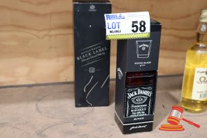 1 x JOHNNIE WALKER BLACK LABLE 12 YEAR BOXED, 1 x JACK DANIELS WHISKEY 70CL BOXED WITH GLASS