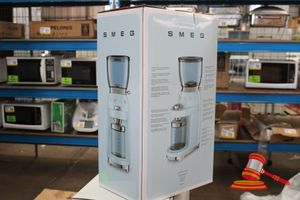 32 · 1 X SMEG COFFEE GRINDER, MODEL: CGF11PGAU, GROSS WEIGHT: 4.78 KG (POSS UNUSED, BOXED)