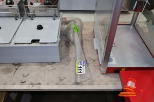111 · BENCHTOP CAN OPENER (UNUSED)