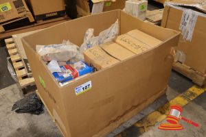 Approx 8 X Boxes Of Bearings And Automotive Parts, Includes: Banlaw Bottom Load 100mm, Nozzle Retainers Ft1000, Bearing Rlr Alt Ta17, Display Unit Cw-Keyboard S810fplg-18-I3, (Various Others Boxed), In A Box (B 7142680) (Po 81954966, Plant# 1007)