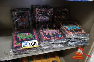 160 · BUNDLE OF MINI CROSS BODY BAGS