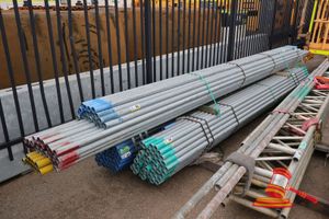 92 · APPROX 50 X GALVANISED STEEL SCAFFOLD TUBES, 3 SIZES APPROX 4.5M, 5.4M M, 5.6M (USED, SOME MARKS / PAINT RESIDUE)