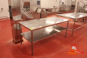 26 · STAINLESS STEEL 2 TIER BENCH WITH UNDER BENCH SHELF. APPROX 1800 X 800 XH800MM