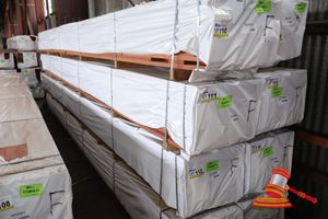Pack Of Jarrah Skip Dressed, Feature, 100mm X 25mm, Qty 1.025m2, 410lm,Random Lengths (Transport Size L5.700 X W480mm X H470mm X 800/900kg Approx) (Pack# 320029972-6)