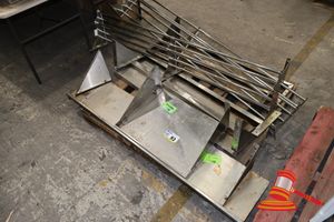 93 · S/S SHELVING 5 VARIOUS SIZES