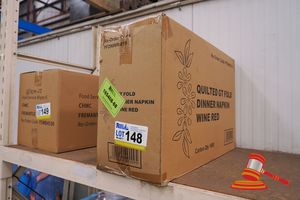 148 · RED DINNER NAPKINS BOX 1000
